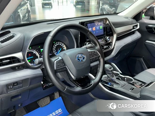 Toyota Highlander 2024 Черный из Китая, фото 5