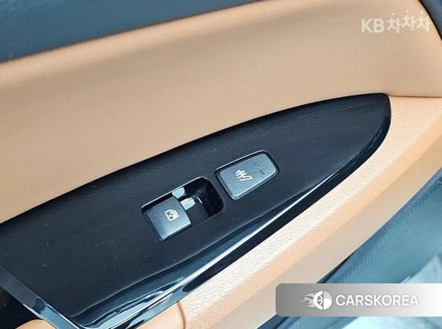 Kia Sportage 5th Generation Hybrid 2021 Белый из Кореи, фото 5