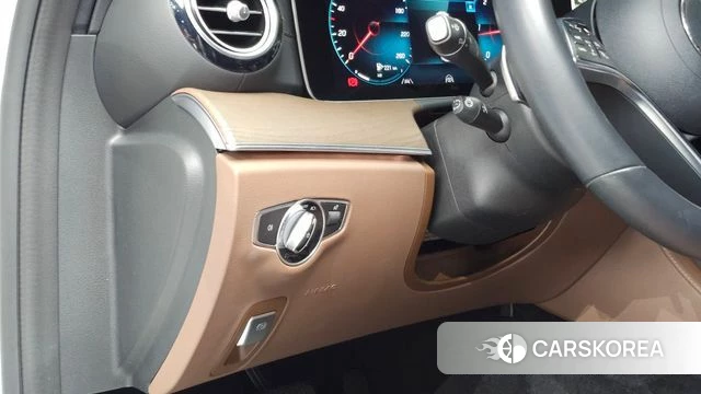 Mercedes-Benz E-Class W213 2021 Белый из Кореи, фото 5