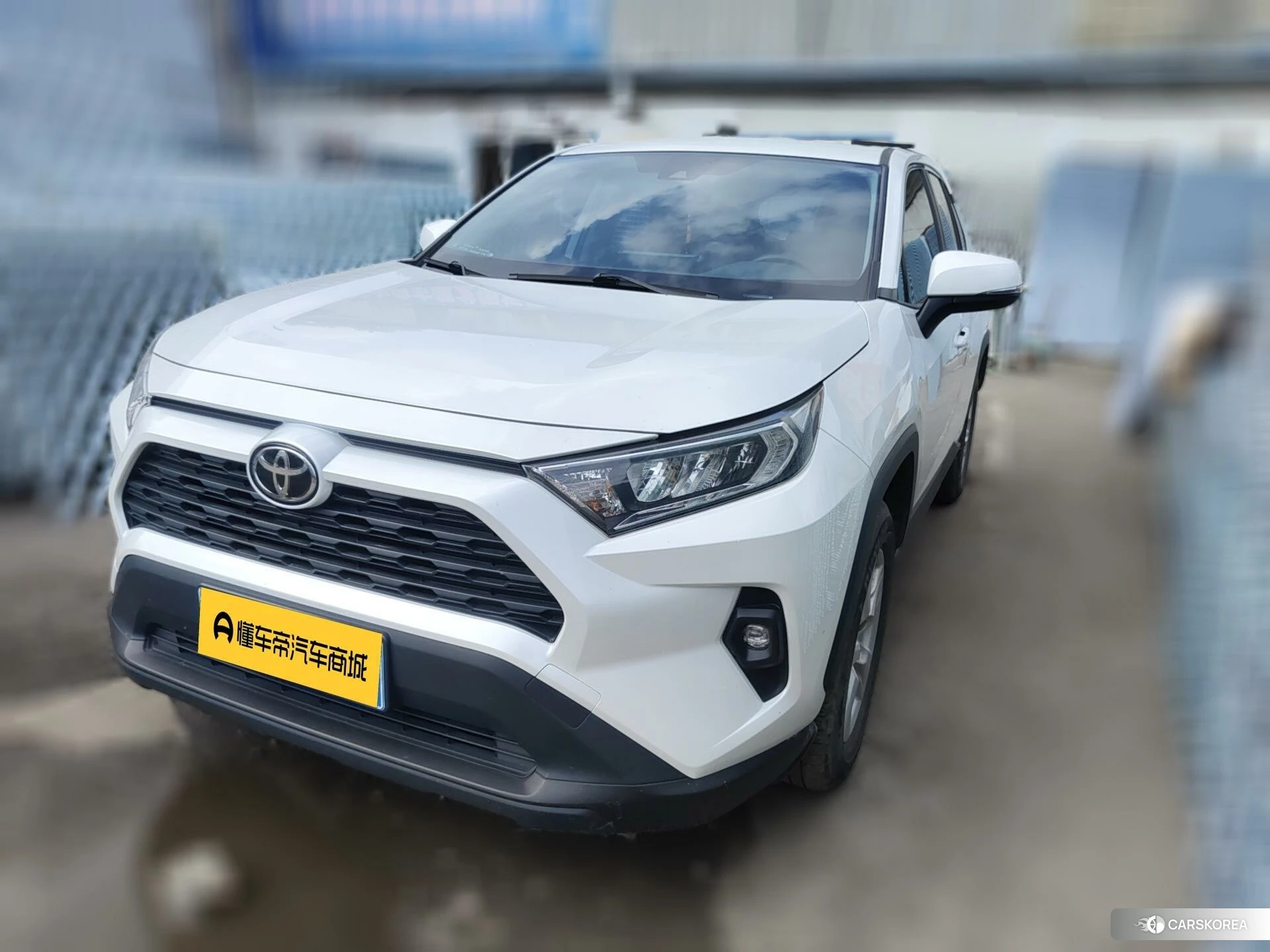 Toyota RAV4 2023 Белый из Китая, фото 5
