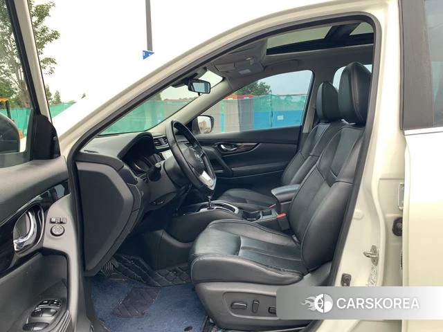 Nissan X-Trail 2021 Белый из Китая, фото 5