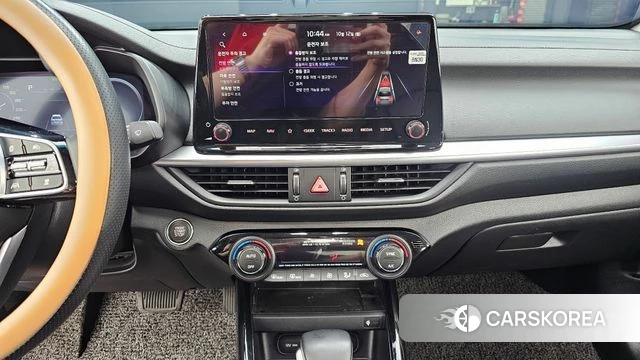 Kia The New K3 2nd generation 2022 Белый из Кореи, фото 5