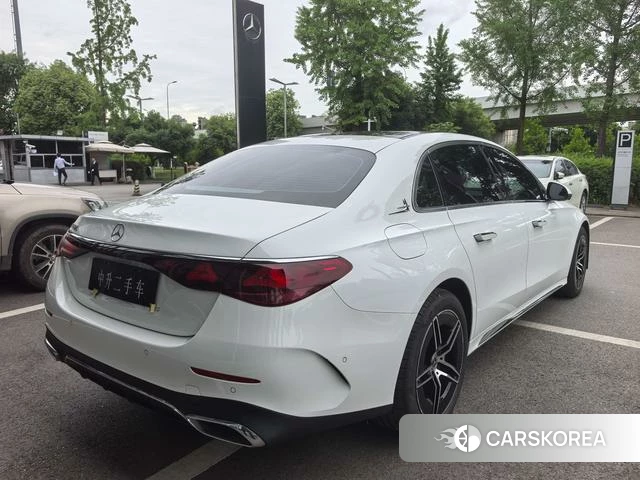 Mercedes-Benz E-Class 2024 Белый из Китая, фото 5