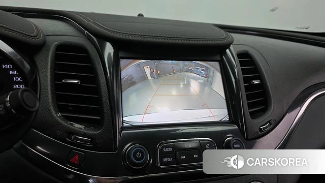 Chevrolet (GM Daewoo) Impala 2018 Серебряный из Кореи, фото 5