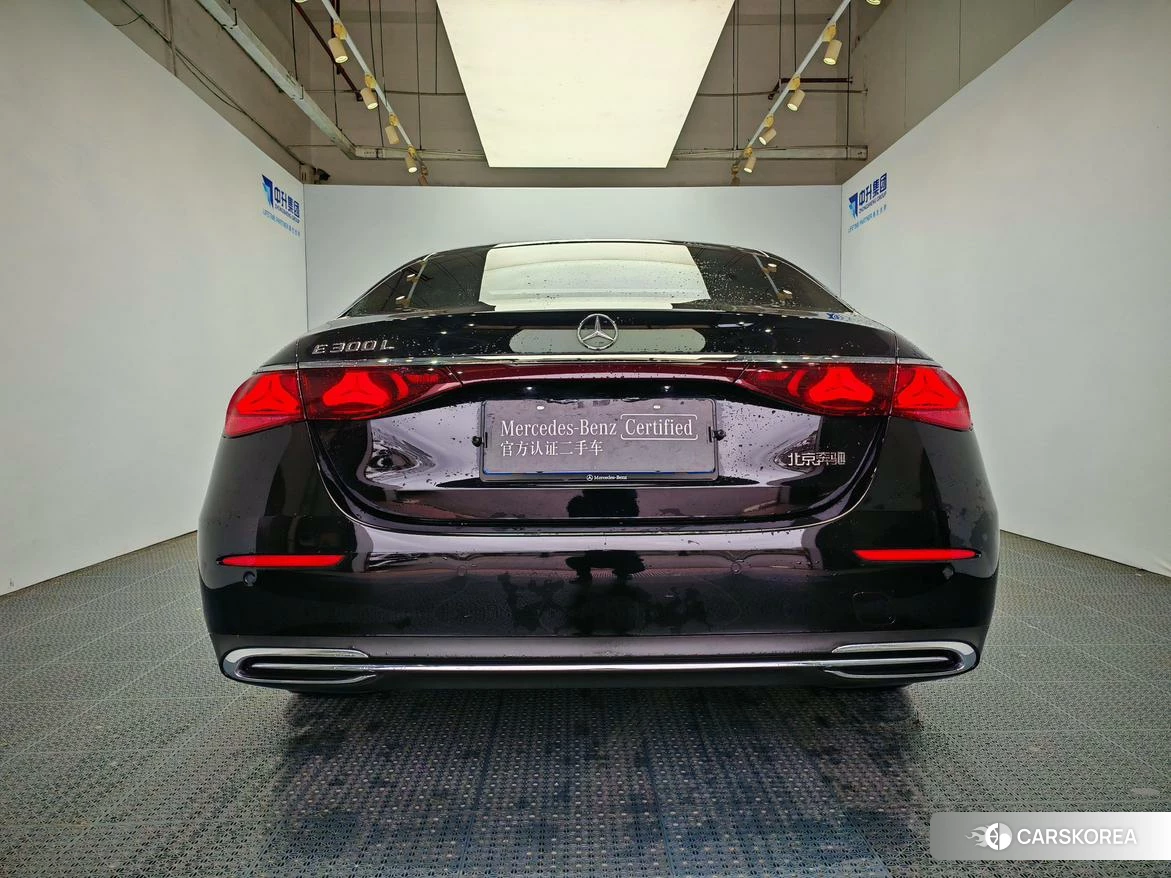 Mercedes-Benz E-Class 2024 Черный из Китая, фото 5