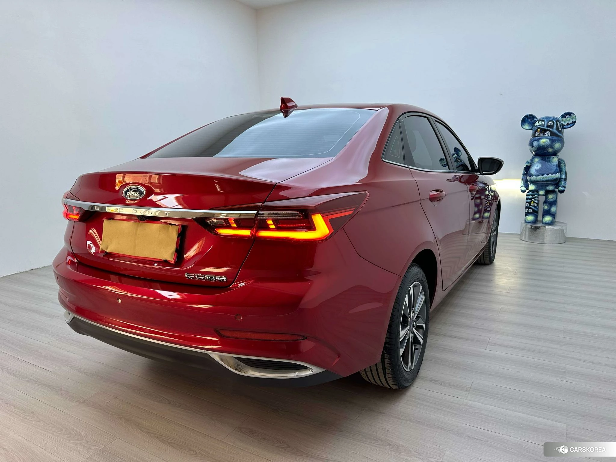 Ford Escort 2021 Красный из Китая, фото 5