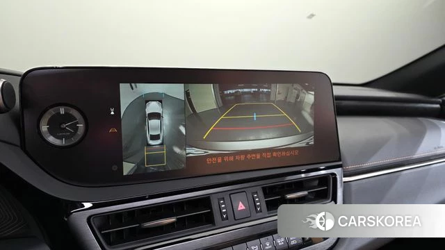 Lexus ES300h 7th generation 2025 Песочный из Кореи, фото 5
