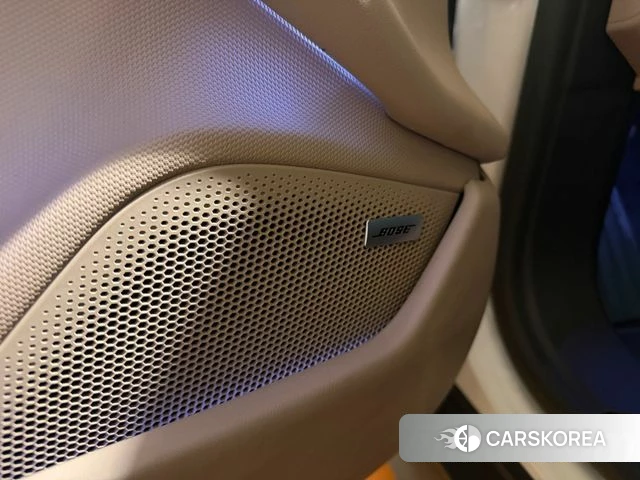 Porsche Taycan 2023 Белый из Кореи, фото 5