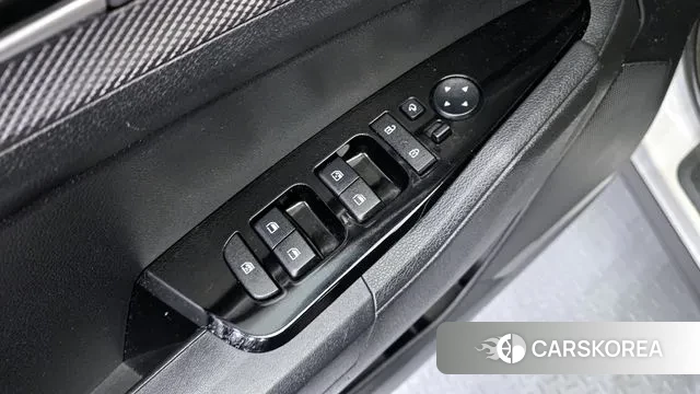 Kia Sportage 5th Generation 2021 Белый из Кореи, фото 5
