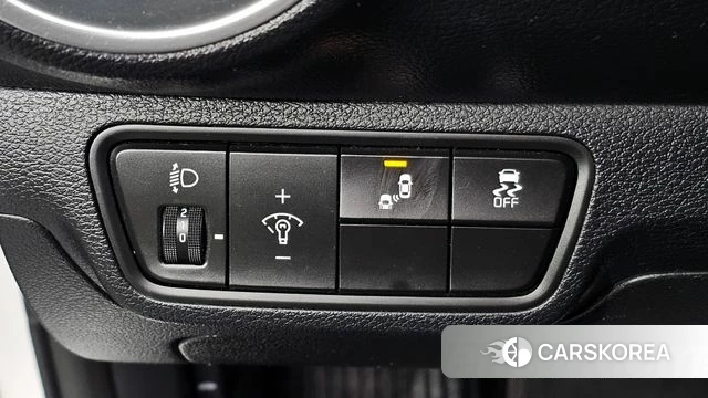 Kia The New K3 2nd generation 2023 Белый из Кореи, фото 5