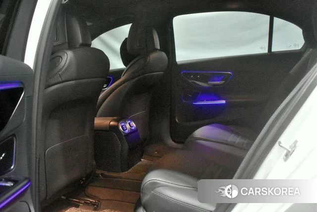 Mercedes-Benz C-class 2024 Белый из Китая, фото 5