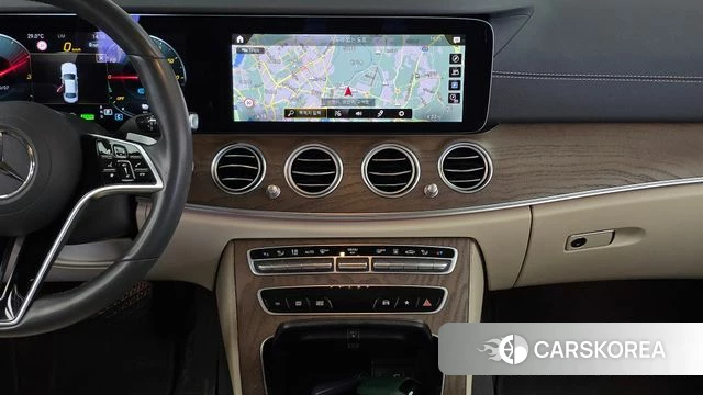 Mercedes-Benz E-Class W213 2022 Черный из Кореи, фото 5