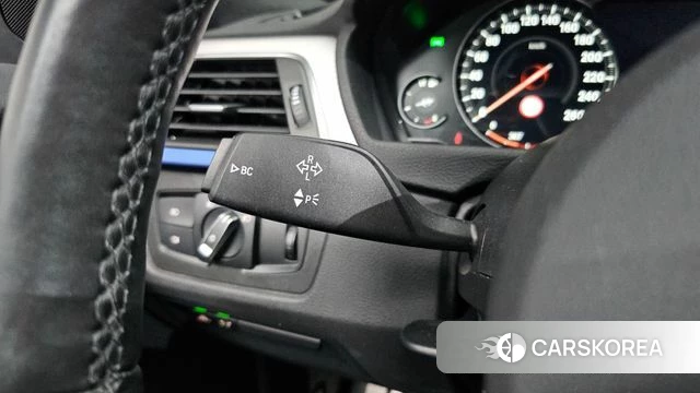 BMW 3 Series (F30) 2018 Белый из Кореи, фото 5