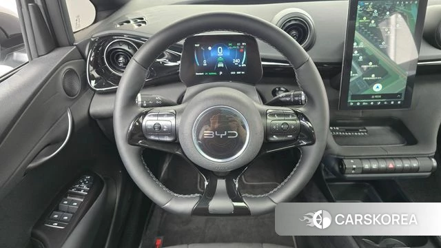 BYD Dolphin 2026 Светло-серебряный цвет из Кореи, фото 5