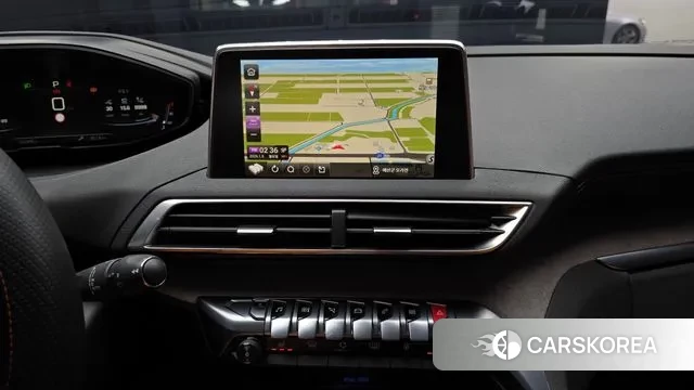 Peugeot 5008 second generation 2018 Белый из Кореи, фото 5