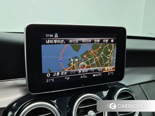 Mercedes-Benz C-Class W205 2018 Белый из Кореи, фото 5