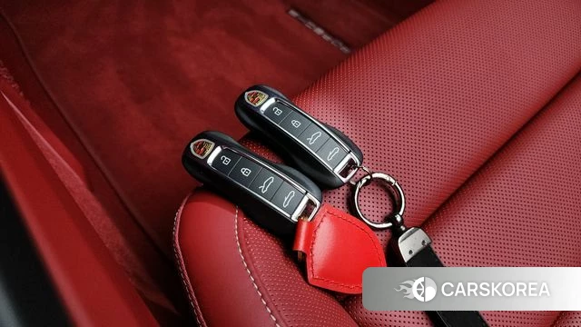 Porsche 911(992) id 4321601 из Кореи 5