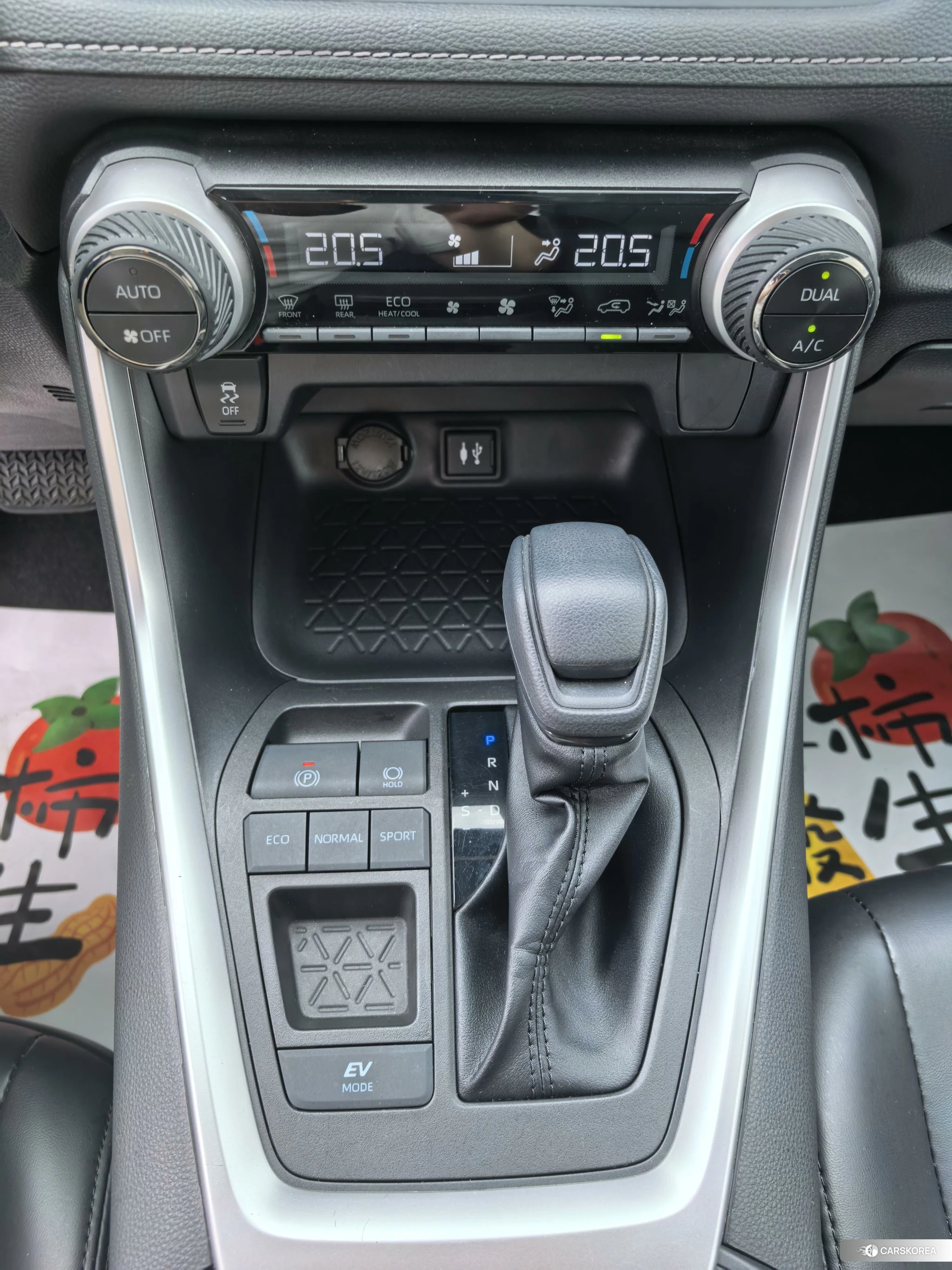 Toyota RAV4 2022 Белый из Китая, фото 5