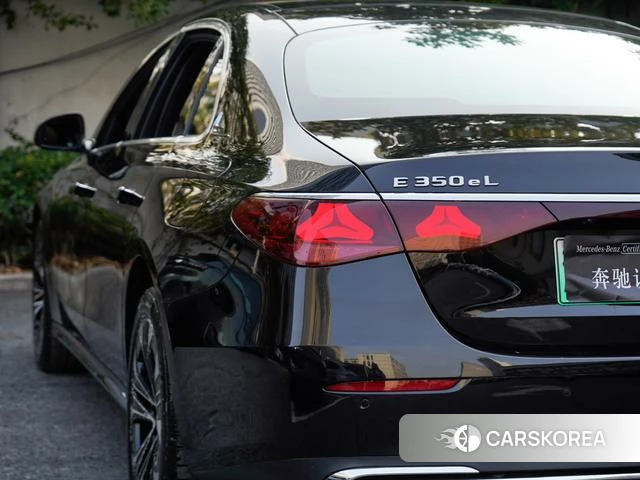Mercedes-Benz E-Class 2024 Черный из Китая, фото 5