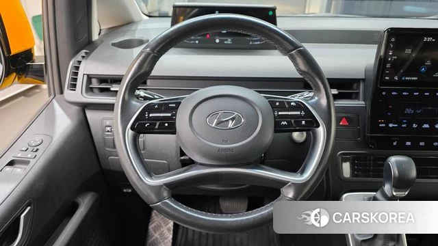 Hyundai Staria 2022 Желтый из Кореи, фото 5
