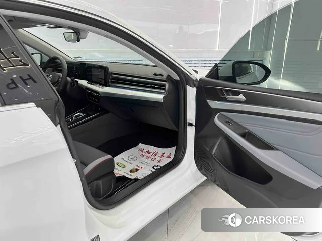 Volkswagen Lamando 2024 Белый из Китая, фото 5