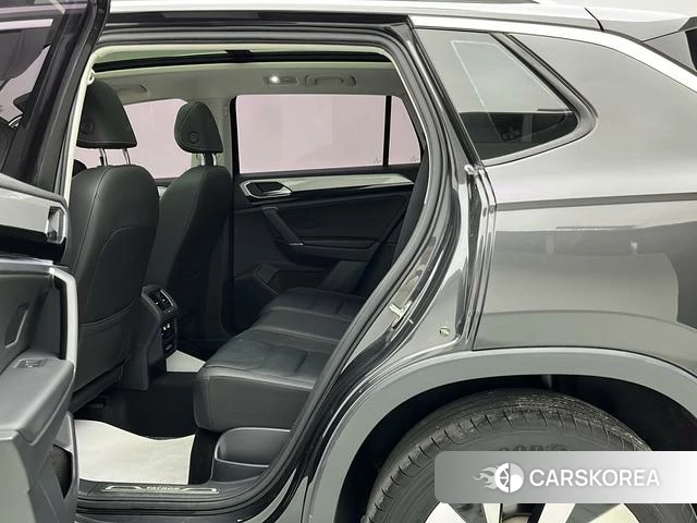 Volkswagen Tayron 2020 Черный из Китая, фото 5