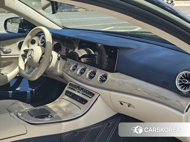 Mercedes-Benz E-Class 2023 Зеленый из Китая, фото 5