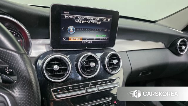 Mercedes-Benz C-Class W205 2018 Белый из Кореи, фото 5