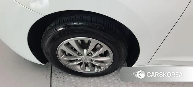 Hyundai The New Avante AD 2019 Белый из Кореи, фото 5