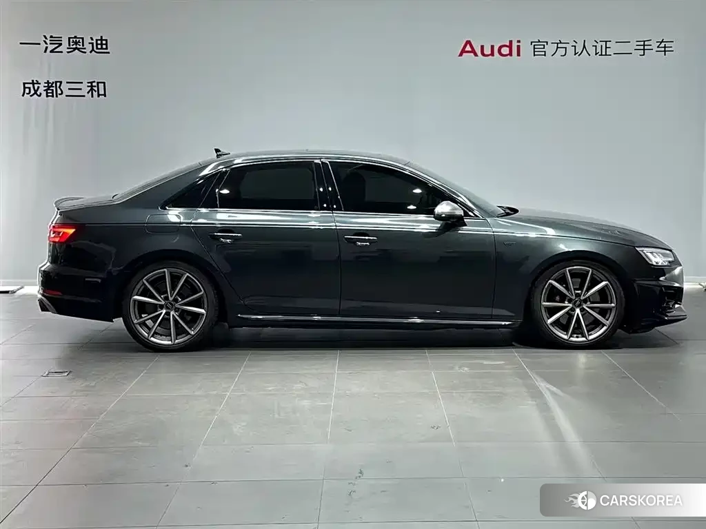 Audi S4 2018 Silver/gray из Китая, фото 5