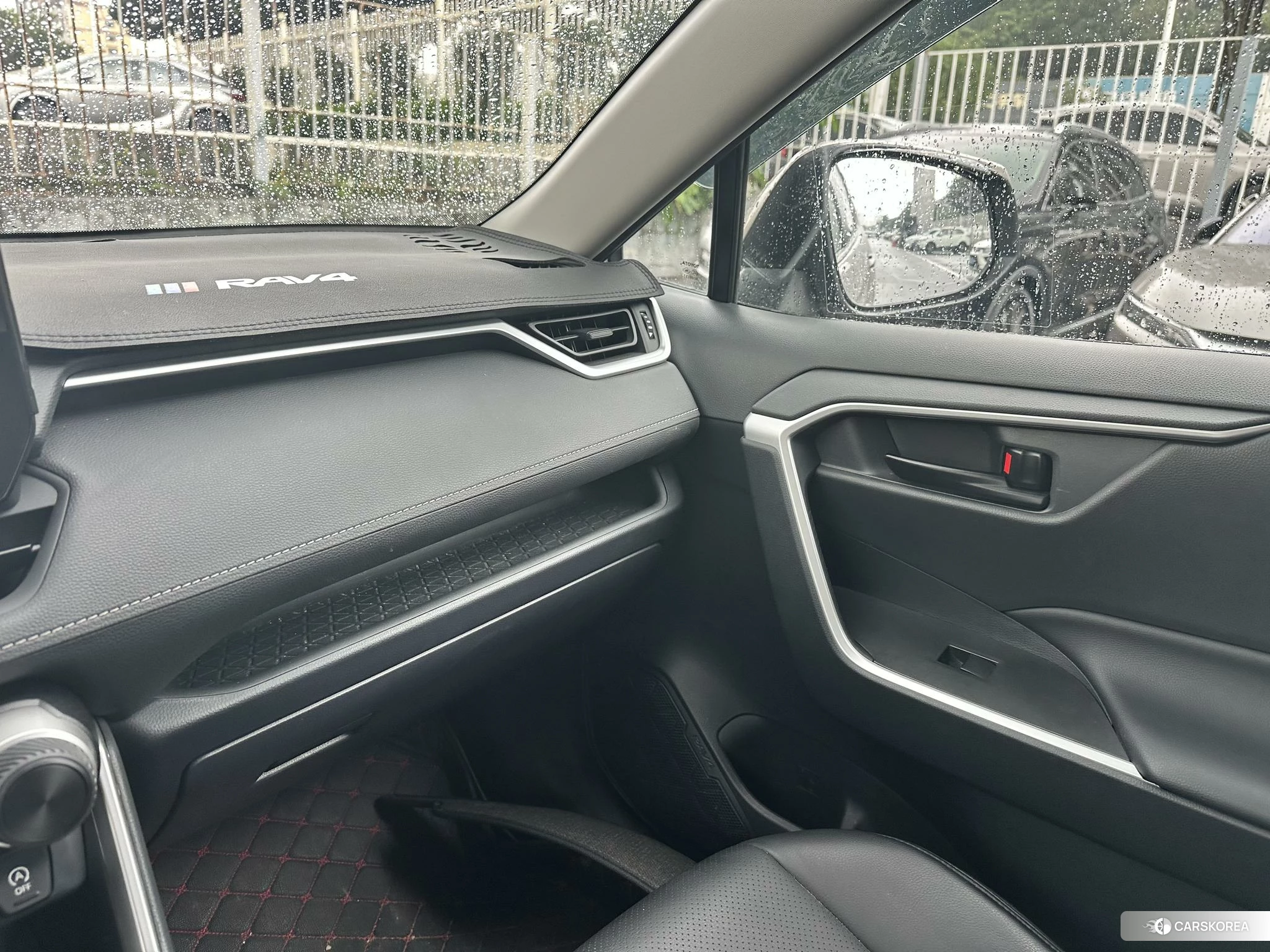 Toyota RAV4 2023 Серебристо-серый из Китая, фото 5
