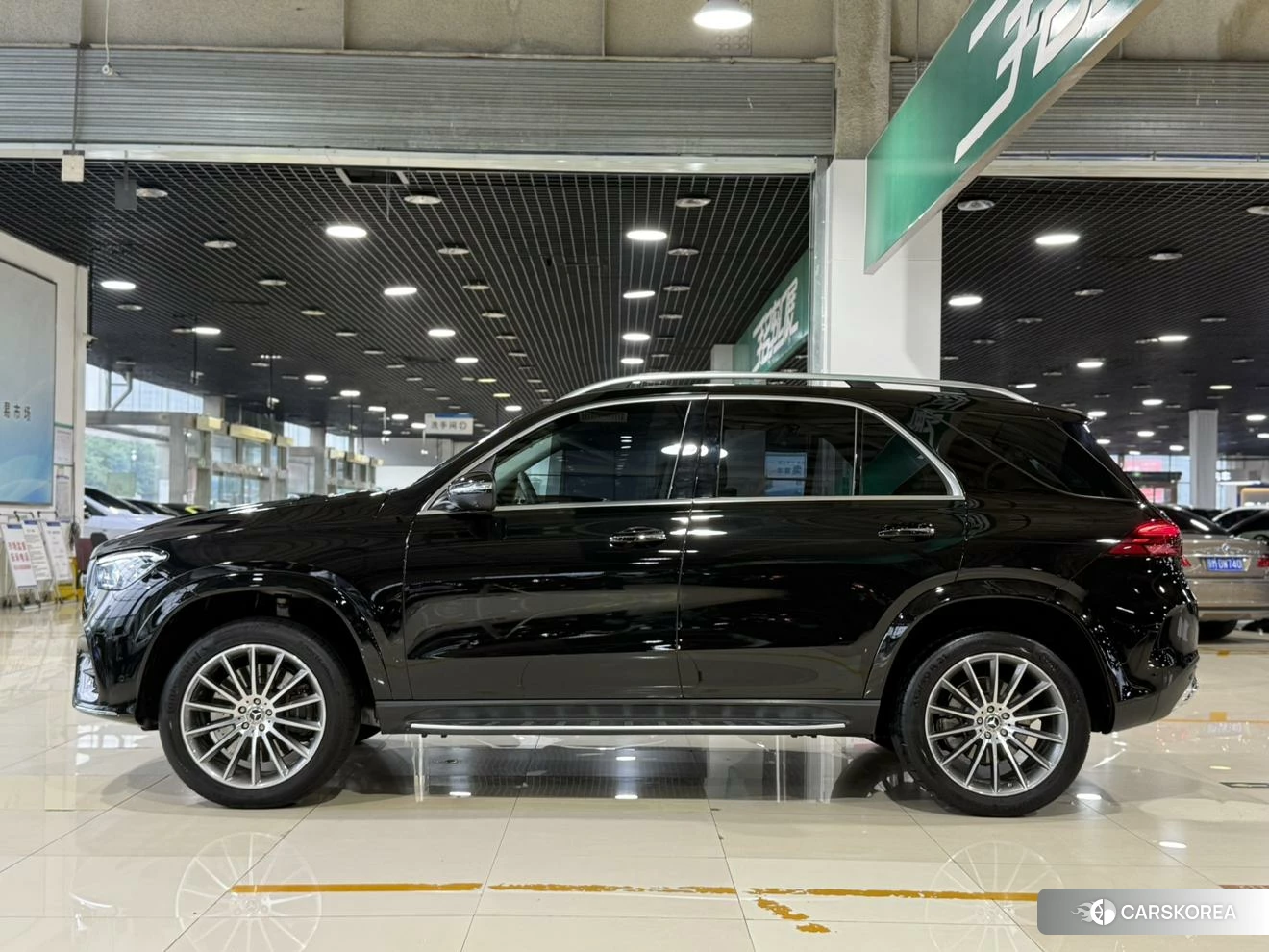 Mercedes-Benz GLE 2023 Черный из Китая, фото 5