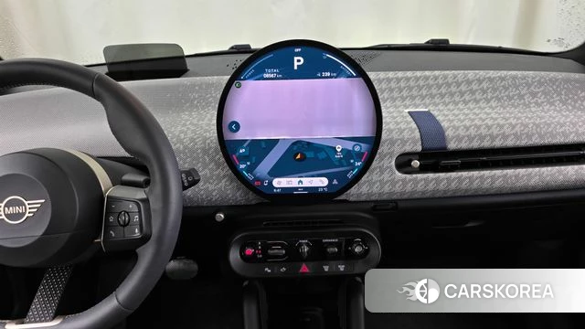 Mini Cooper Electric 4th Generation 2024 Красный из Кореи, фото 5