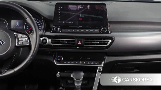 Kia Seltos 2021 Серый из Кореи, фото 5