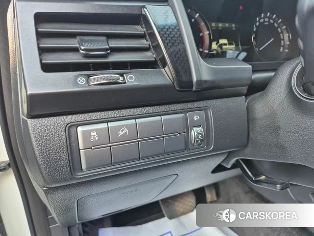 Ssangyong Rexton Sports 2019 Белый из Кореи, фото 5