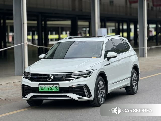 Volkswagen Tiguan L 2023 Белый из Китая, фото 5