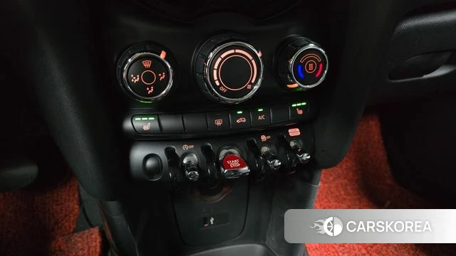Mini Cooper 2018 Жемчужный цвет из Кореи, фото 5