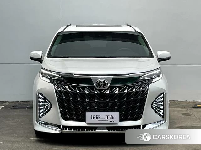 Toyota Sienna 2026 Белый из Китая, фото 5