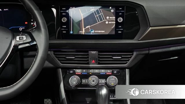 Volkswagen 7th Generation of Jetta 2021 Белый из Кореи, фото 5