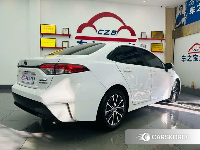 Toyota Levin 2023 Белый из Китая, фото 5