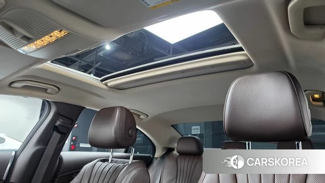 Mercedes-Benz CLS-Class C257 2019 Белый из Кореи, фото 5