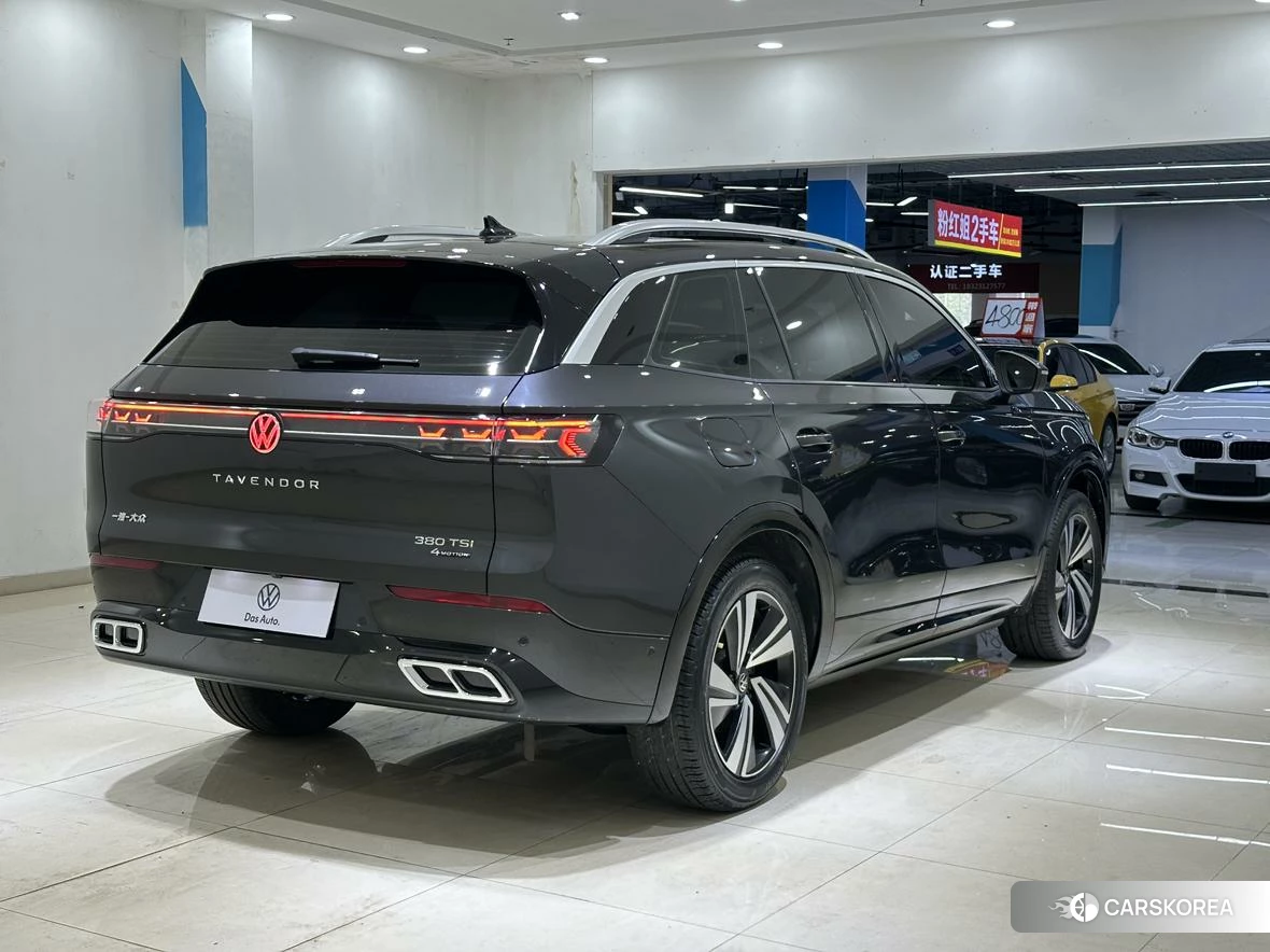 Volkswagen Tavendor 2022 Темно-серый из Китая, фото 5
