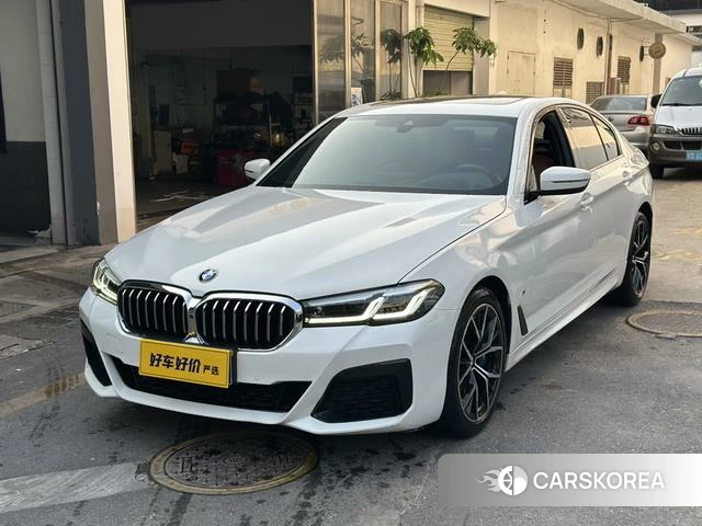 BMW 5 series 2023 Белый из Китая, фото 5