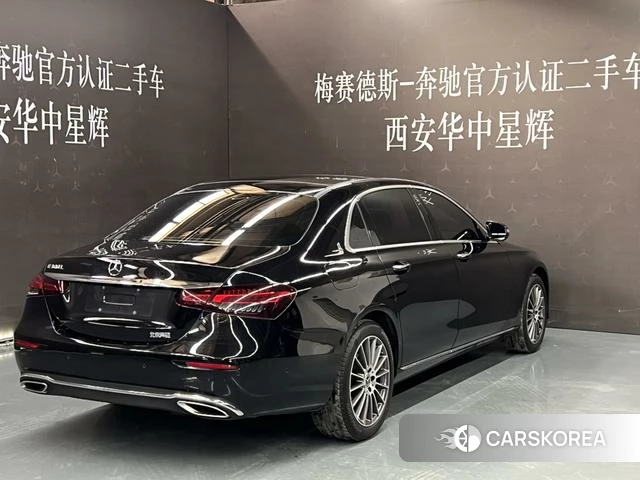 Mercedes-Benz E-Class 2022 Черный из Китая, фото 5