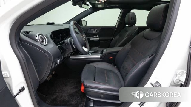 Mercedes-Benz GLA - Class H247 2025 Белый из Кореи, фото 5