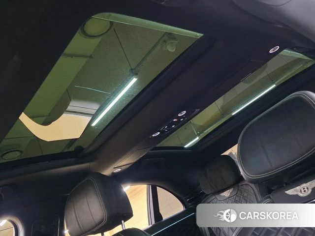 Bentley Flying Spur 3rd Generation 2020 Черный из Кореи, фото 5