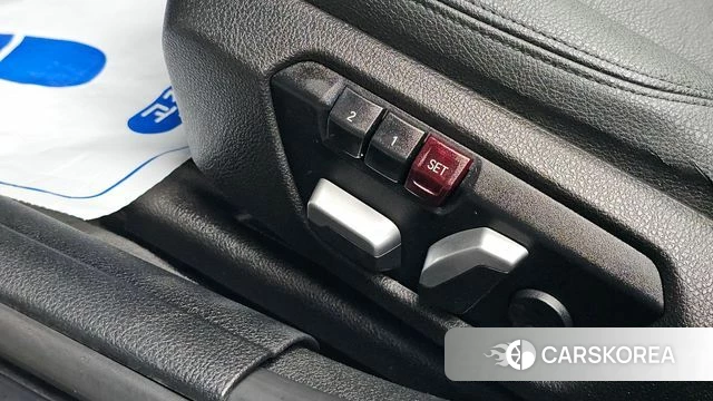 BMW 3 Series (F30) 2018 Белый из Кореи, фото 5