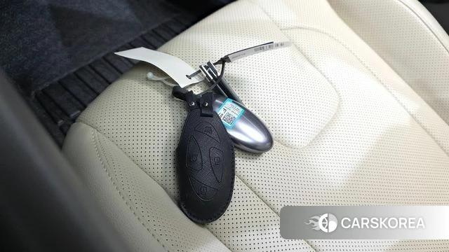 Hyundai The New Avante (CN7) 2025 Серебристо-серый из Кореи, фото 5