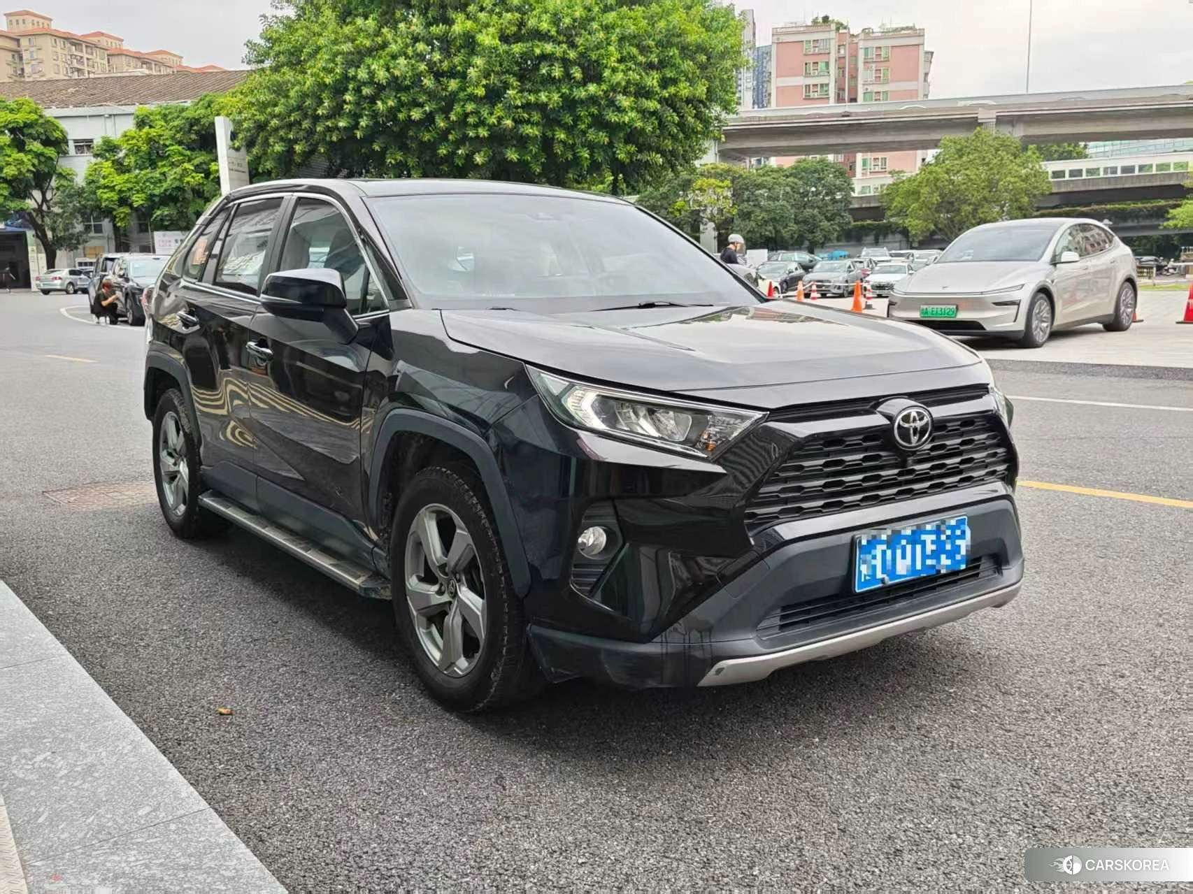 Toyota RAV4 2021 Черный из Китая, фото 5