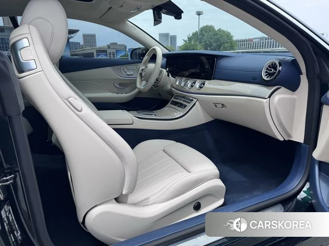 Mercedes-Benz E-Class 2023 Зеленый из Китая, фото 5